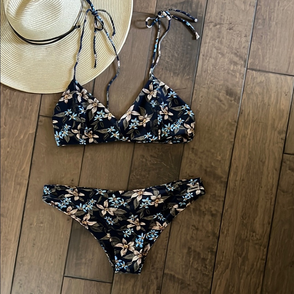 Blackbough Navy Tropical Floral Bikini, XL